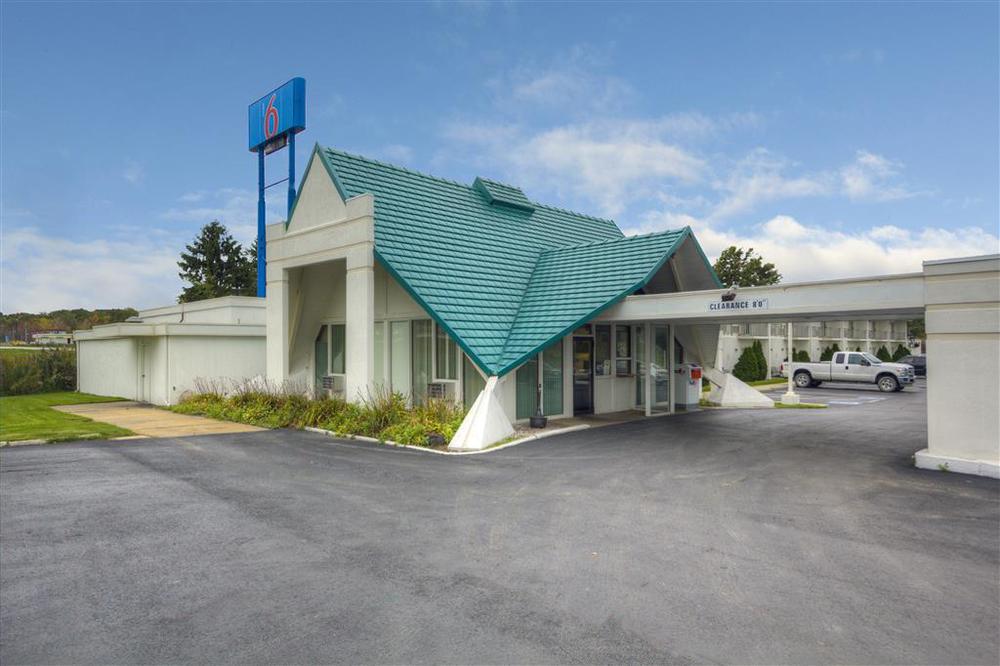 Motel 6-Geneva, Oh Екстериор снимка