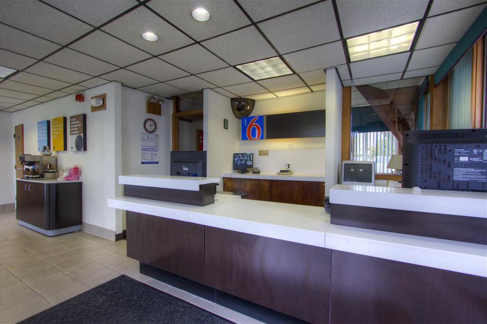 Motel 6-Geneva, Oh Интериор снимка