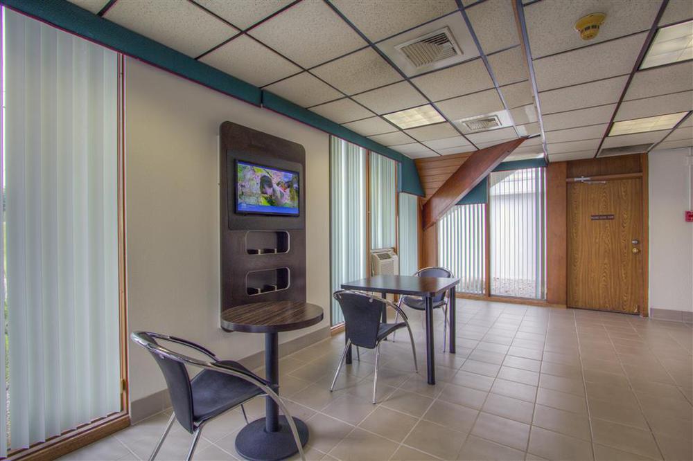 Motel 6-Geneva, Oh Интериор снимка